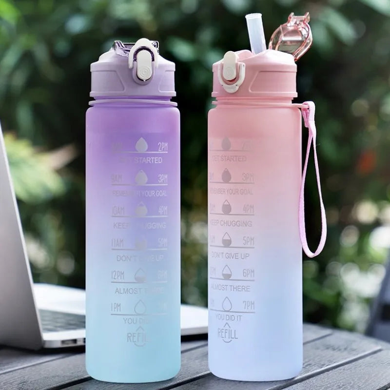 900ml high temperature resistant sports water bottle with silicone straw - product image
