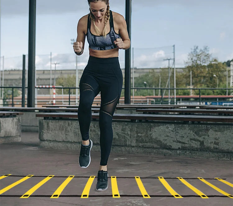 Adjustable nylon agility ladder for speed and coordination training - product image