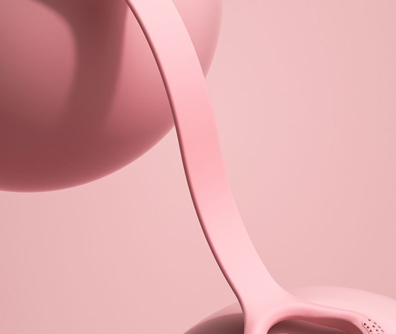Figure-8 chest expander with thick silicone bands and non-slip handles - product image