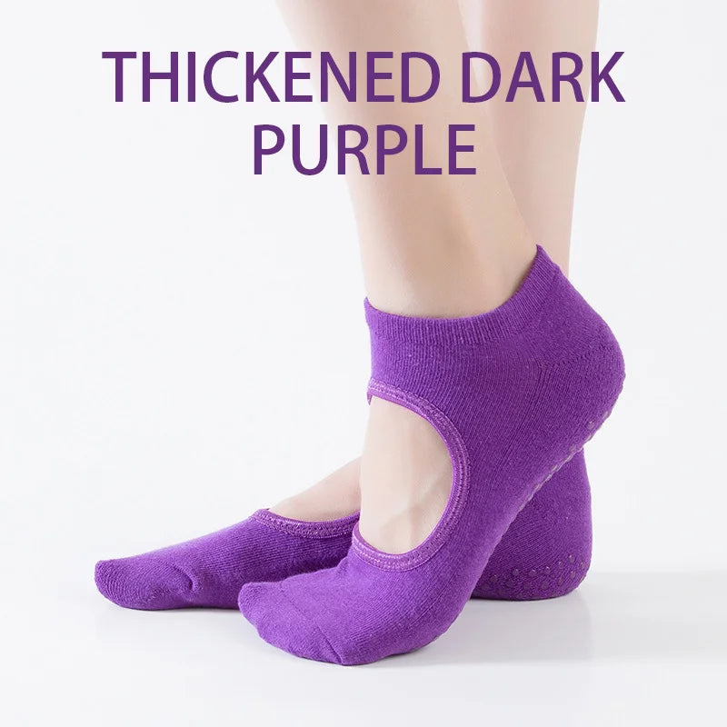 Professional women's yoga socks with silicone anti-slip grip and breathable fabric - product image