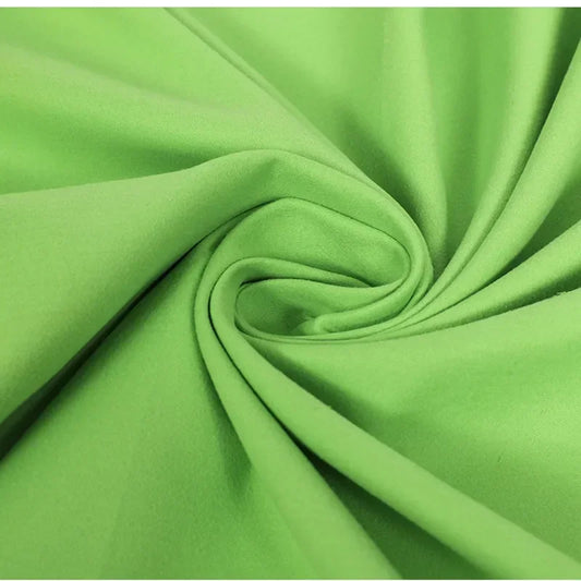 Quick-drying microfiber sports towel with high absorption and lightweight design - product image